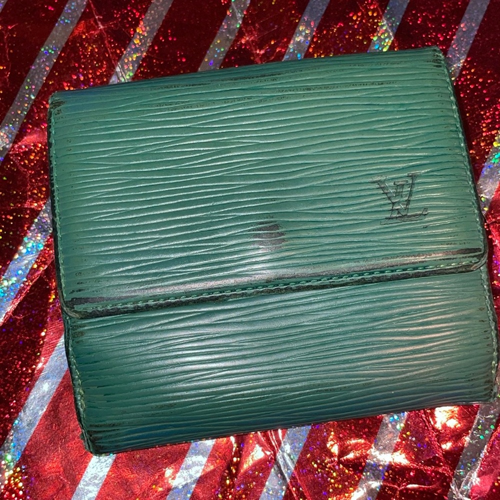 LOUIS VUITTON - Epi compact wallet